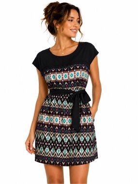 designer knee length cocktail dresses Alex Evenings Petite Embellished Illusion Dress size-26 The beaded illusion neckline Size:2 (Infant) 37 Pretty Dresses Under